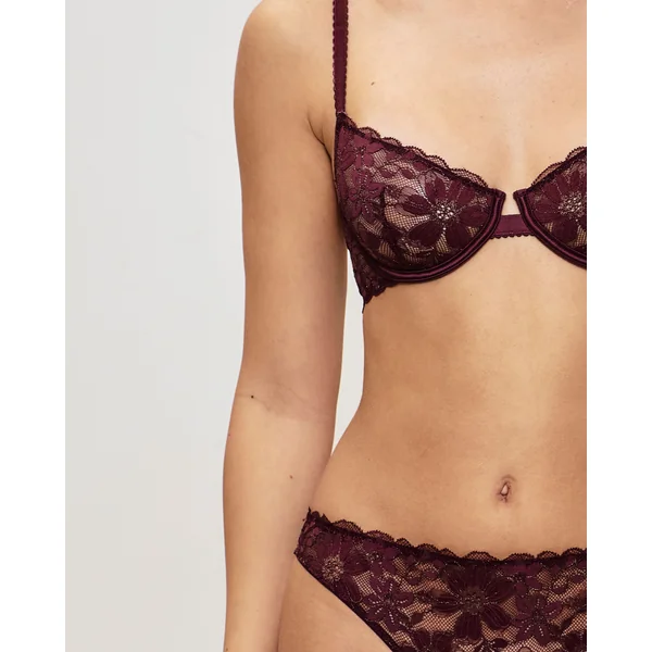 Soutien-gorge corbeille en dentelle