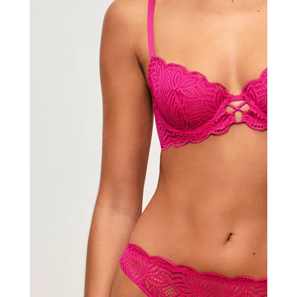 Soutien-gorge corbeille en dentelle