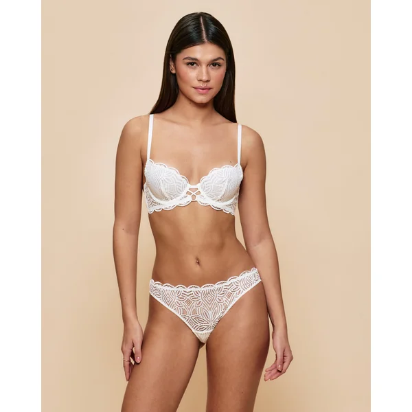 Soutien-gorge corbeille en dentelle écru
