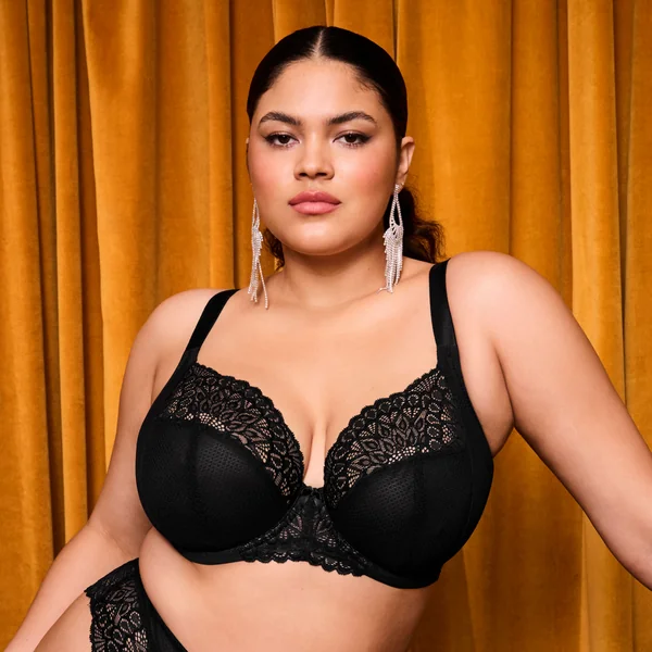 Soutien-Gorge Plongeant strech noir Elomi
