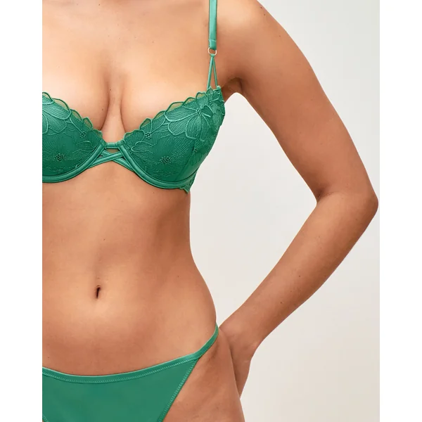Soutien-gorge push-up avec broderies florales