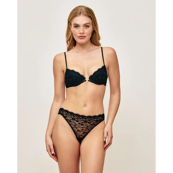 Soutien-gorge push-up en dentelle broderies coeurs