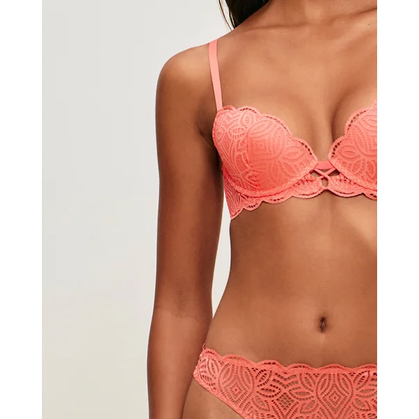 Soutien-gorge push-up en dentelle