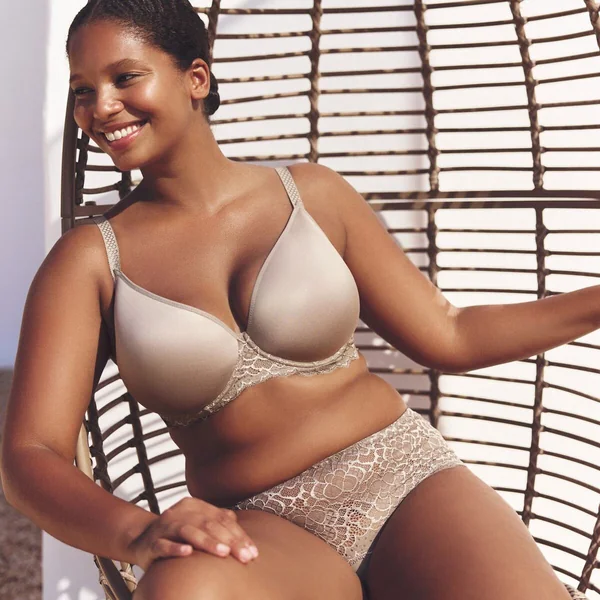 Soutien-gorge spacer décolleté plongeant Grège Simone Pérèle