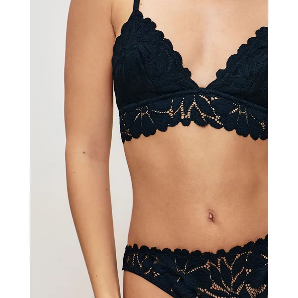 Soutien-gorge triangle en dentelle