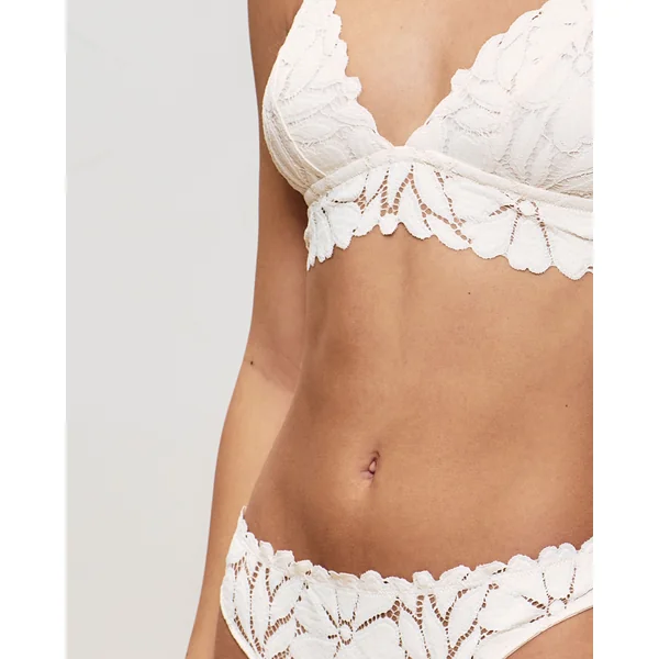 Soutien-gorge triangle en dentelle