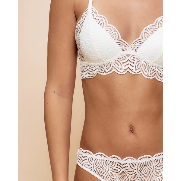 Soutien-gorge triangle push-up en dentelle