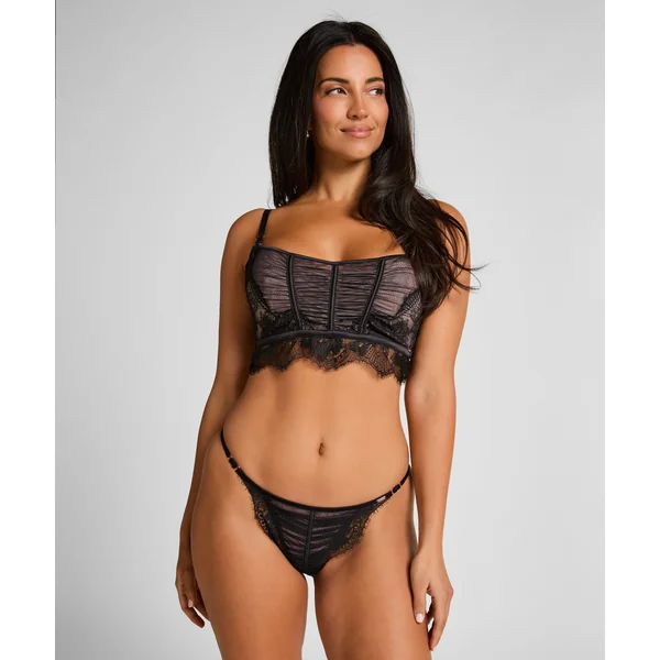 Soutien-gorge à armatures non-préformé longline Cynthia - Noir