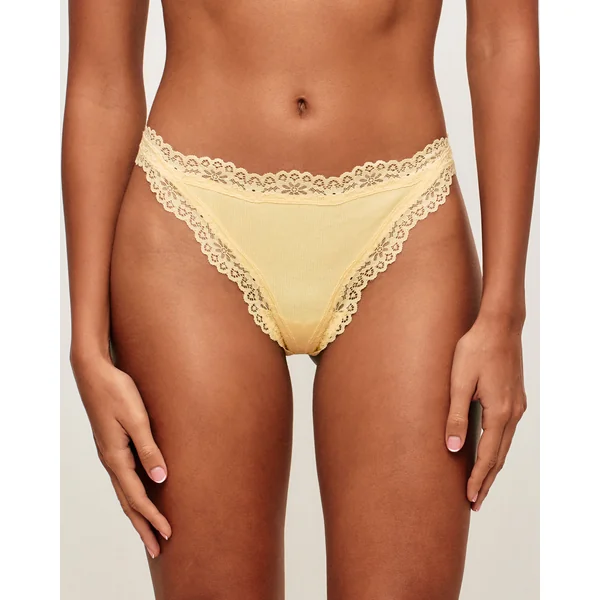 String en coton et dentelle