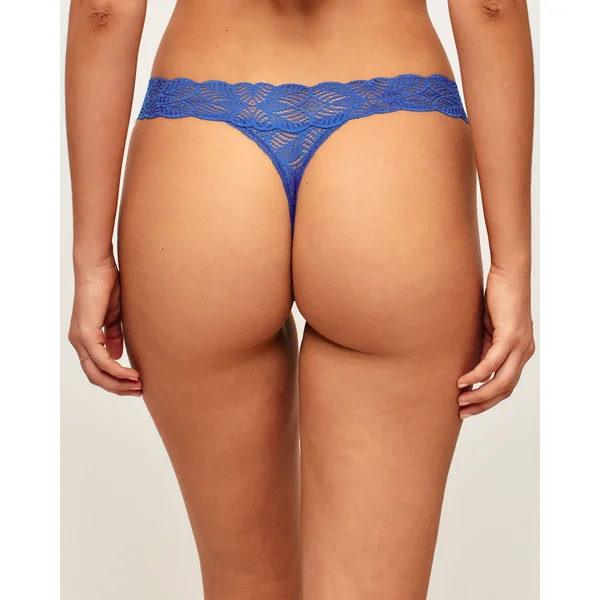 String en dentelle