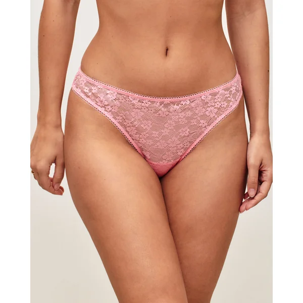String en dentelle et bijou amovible