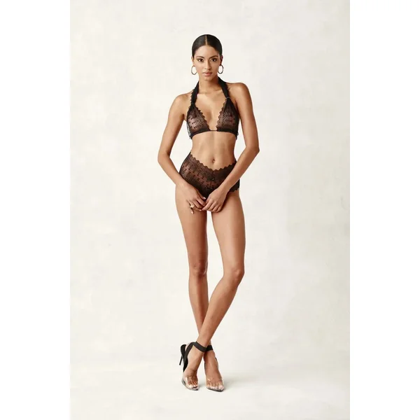 String Geneva dark