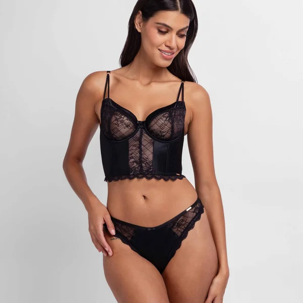 String - Noir Dorina