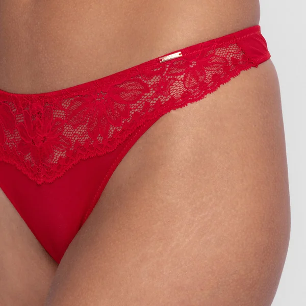 String Rouge Dorina