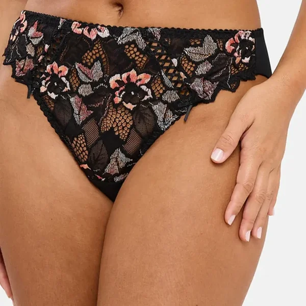 Tanga Arum Cabaret Noir Sans Complexe