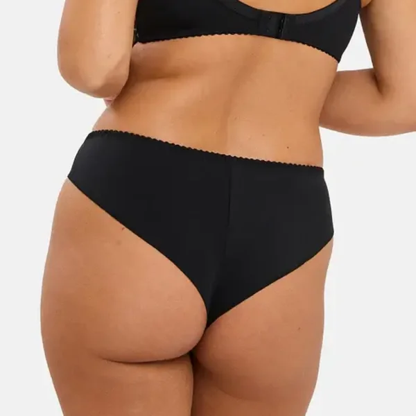 Tanga Arum Cabaret Noir Sans Complexe