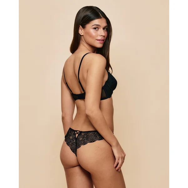 Tanga en dentelle