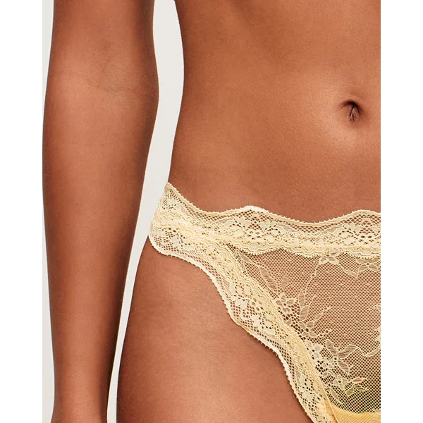Tanga en dentelle