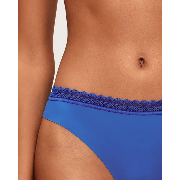 Tanga en microfibre et dentelle