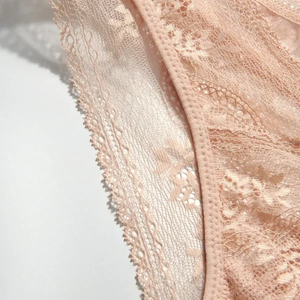 Tanga en tulle et dentelle florale - Rose Passionata MADDIE