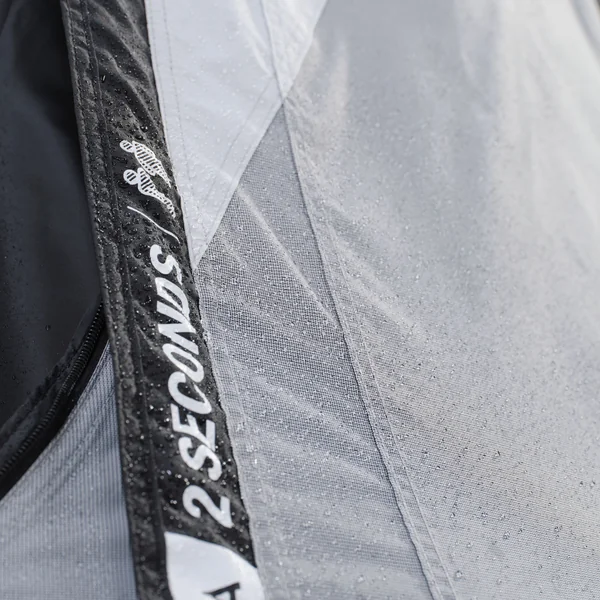 Tente de camping instantanée 2 places, 2 Seconds Fresh & Black