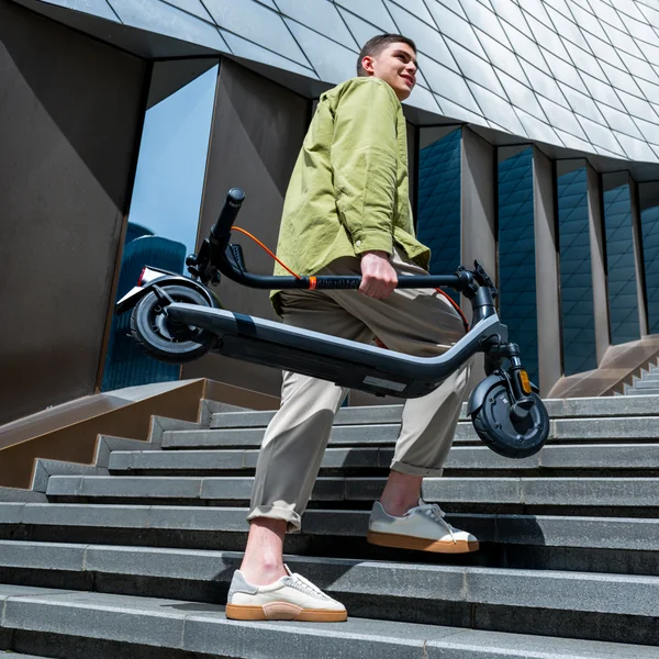 Trottinette électrique ninebot jusqu'à 25km, e2+ v2