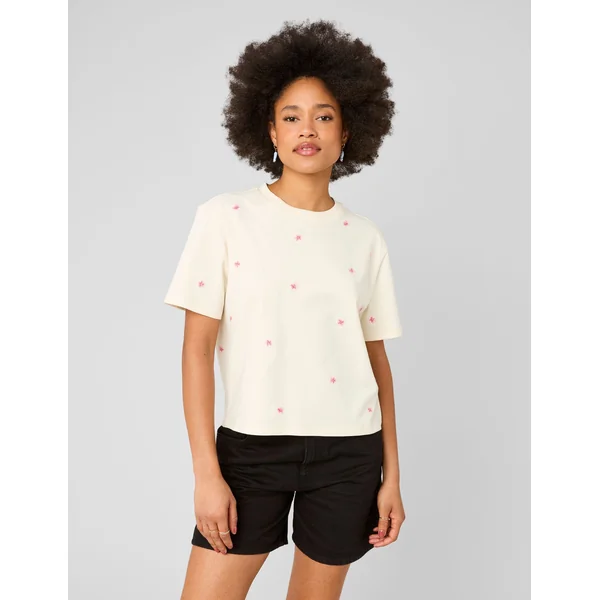 T-shirt avec broderies fleurs Ecru