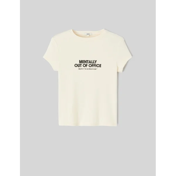 T-shirt baby tee imprimé poitrine Ecru