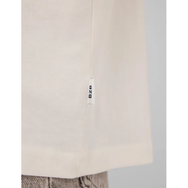 T-shirt broderie poitrine Blanc écru