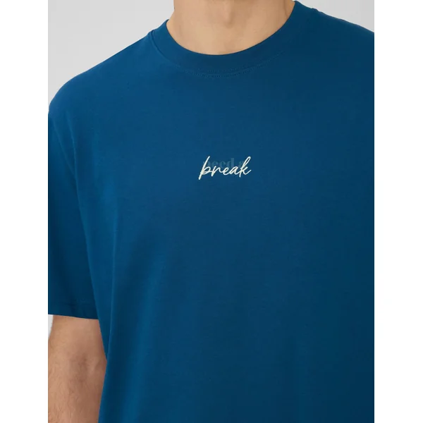 T-shirt broderie poitrine Bleu foncé