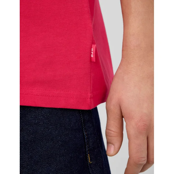 T-shirt broderie poitrine Fushia