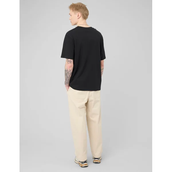 T-shirt broderie poitrine Noir