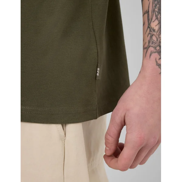 T-shirt broderie poitrine Vert kaki