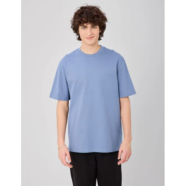 T-shirt imprimé poitrine Bleu moyen